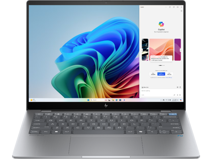 HP OmniBook X 14 inch Laptop 14-fe0777QU Next Gen AI PC, Silver + HP USB-C Dock G5 - 14" - Meteor Silver (B00U2PA-BN1)